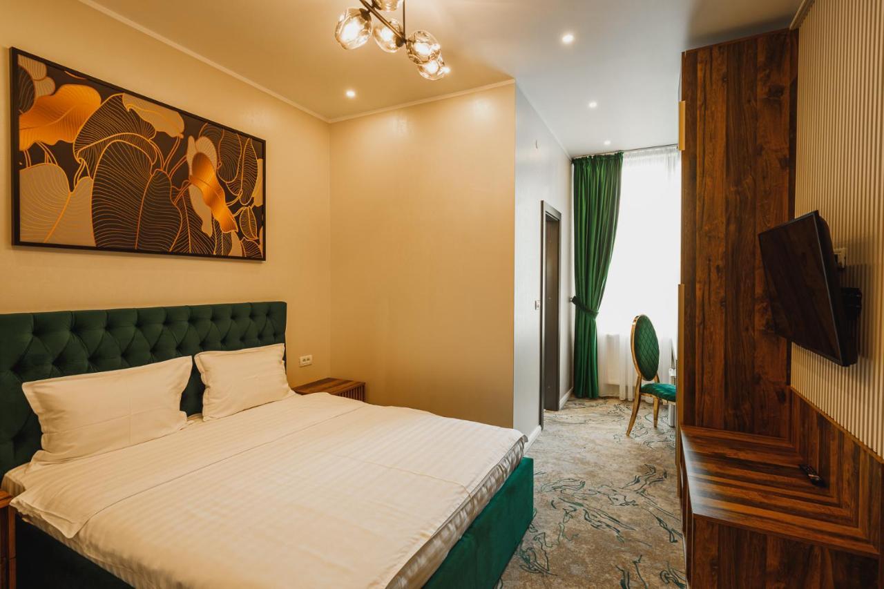 Motel Andra Tecuci Exterior foto