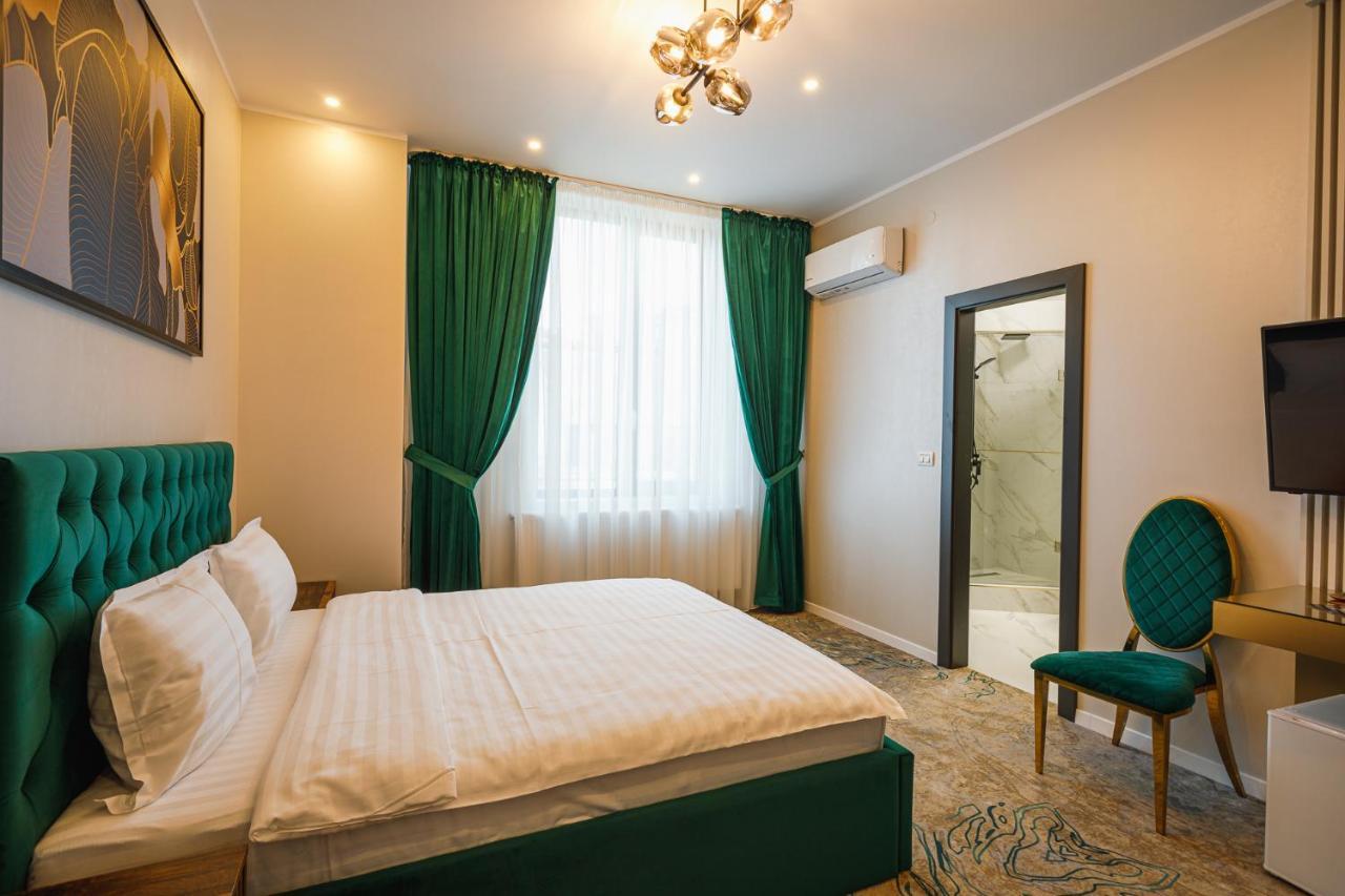 Motel Andra Tecuci Exterior foto